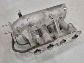 Inlaatspruitstuk gebruikt voor een Mazda MX-5 NB en NBFL 1.6