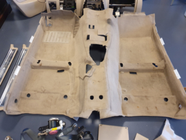 Compleet Beige Tapijt Interieur gebruikt voor de Mazda MX-5 NBFL