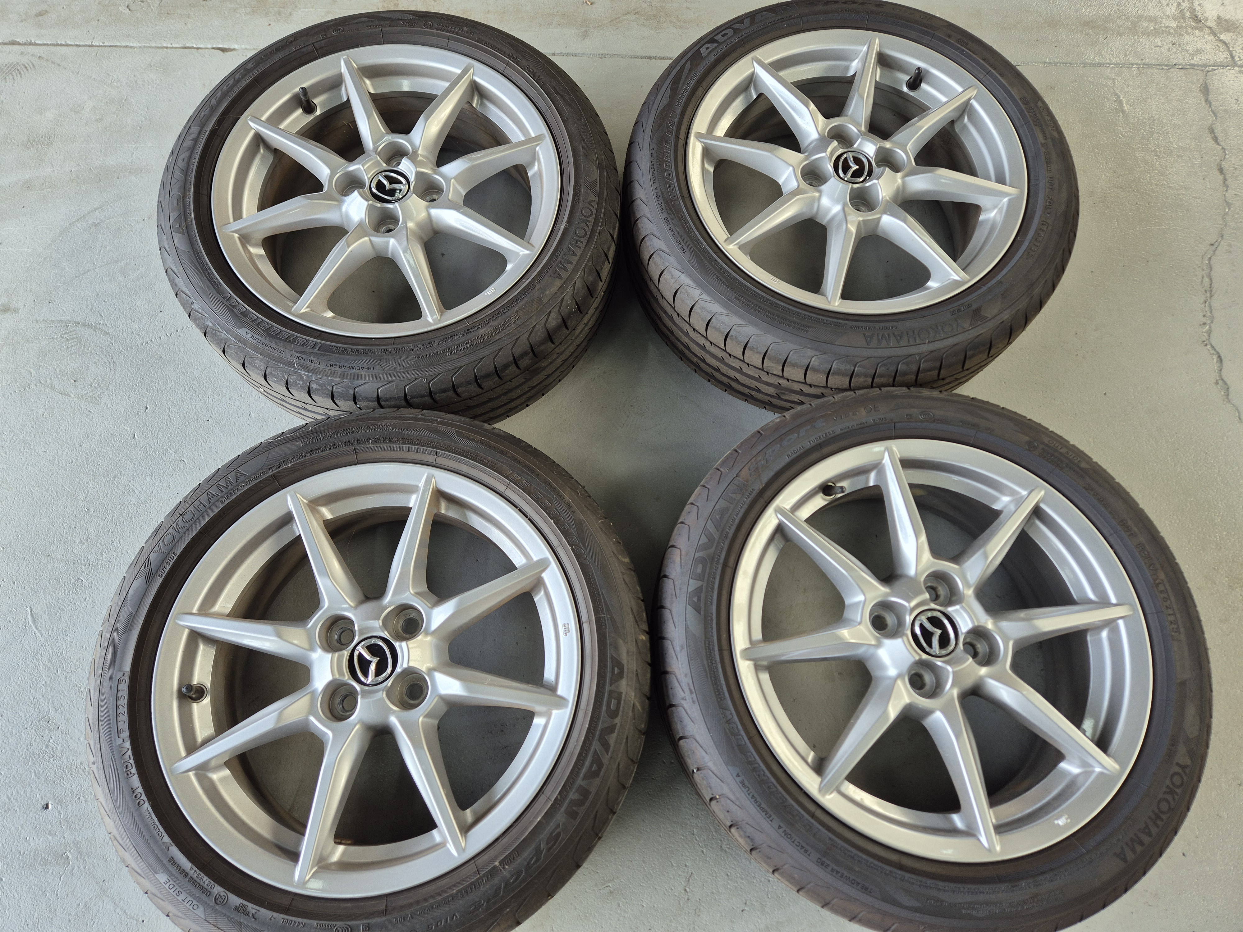 Set  Org. Mazda MX5 MX-5 ND 16 inch Velgen zilver met Yokohama Banden 195/50/16