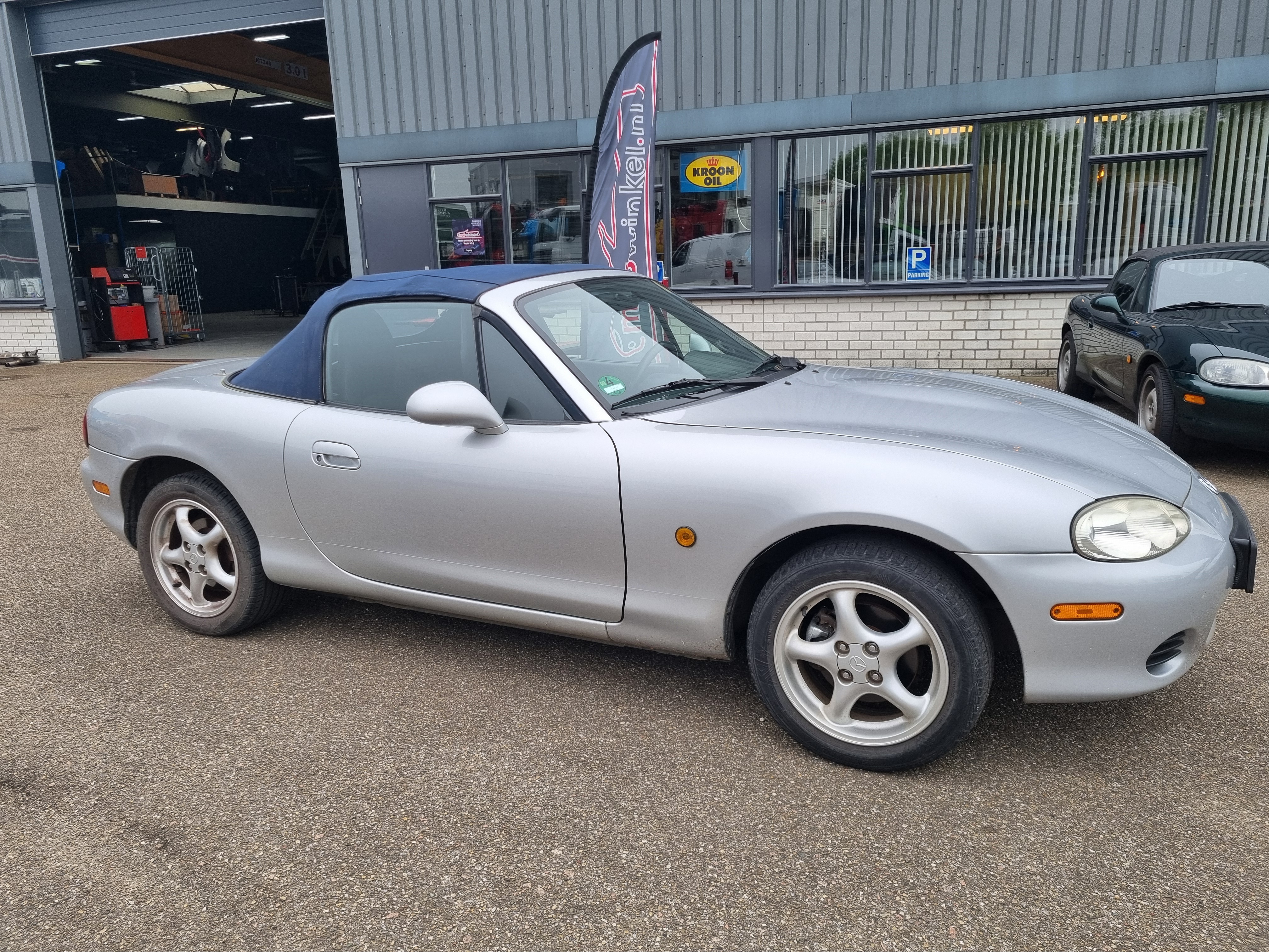 Mazda MX-5 Cabrio NBFL 1.6 | 2001 Silver Grey