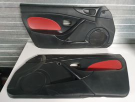 Set 2x Deurpaneel zwart met rood gebruikt  voor de Mazda MX-5 NBFL
