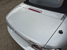 Kofferdeksel silver grey gebruikt voor de Mazda MX5 NC Harddak Coupe