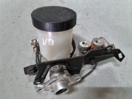 Hoofdremcilinder gebruikt voor de Mazda MX-5 NB met ABS