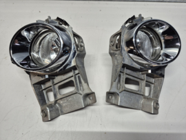 Gebruikt Mazda MX-5 NC set 2x Mistlamp inclusief originele brackets