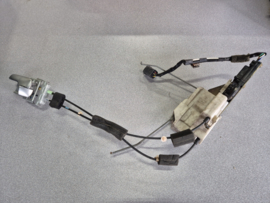 Deurslot met zilver LINKS electrisch gebruikt voor de Mazda MX-5 NBFL