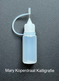 Applicator bottle with 1 needle, lockable.