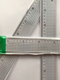 Cutting ruler 40 cm.