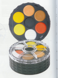 Watercolorset with lid.