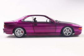 BMW 850 (E31) CSI '91, paars (Daytona Violet)