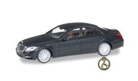 Mercedes Benz S, zwart met.