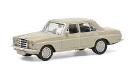 Mercedes Benz /8, beige