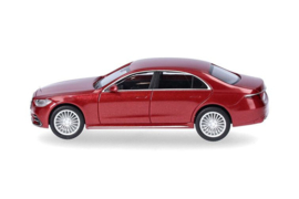 Mercedes Benz S klasse (V223), rood metallic