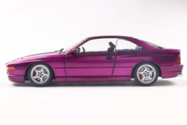 BMW 850 (E31) CSI '91, paars (Daytona Violet)