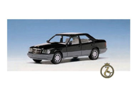 Mercedes-Benz E 320 limousine