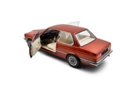 BMW 323I (E21) '80, rood metallic (Kastanienrot)