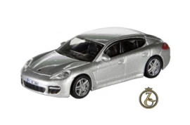 Porsche Panamera zilver/grijs