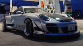 Porsche 911 RWB ABU '24, zilver