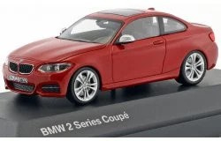 BMW 2 Series Coupé F22 2014 rood