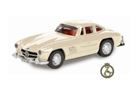 Mercedes Benz 300SL Coupe, beige