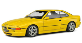 BMW 850 (E31) CSI '90, geel