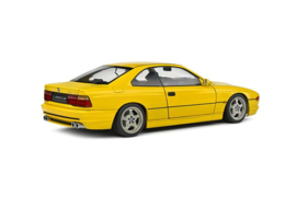BMW 850 (E31) CSI '90, geel