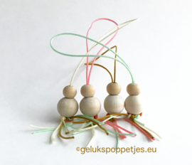 Back 2 Basic bolle gelukspoppetjes per 50 stuks