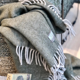 Mosgroene plaid met wol van Lombarda