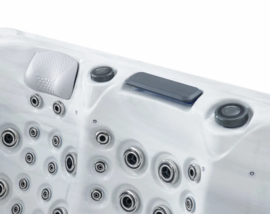 W’eau Geneva professionele spa 5 persoons