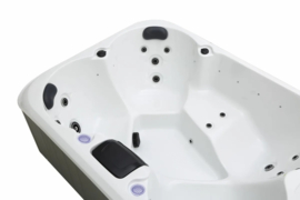W'eau Como professionele spa 4 persoons