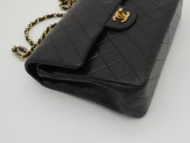 RESERVED CHANEL black 25 medium square double flap shoulderbag + authenticitycard, dustbag and box