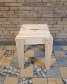 kruk gemaakt van sloophout