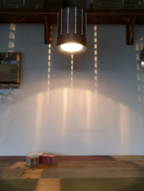 Hanglamp gemaakt van gerecyclede wasmachinetrommel klein (B)