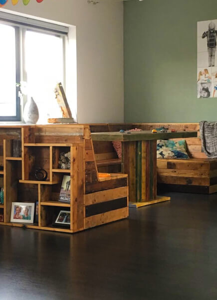 bank voor binnen van gerecycled hout