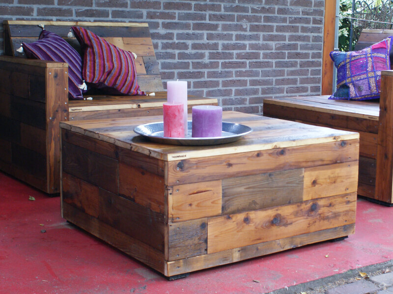 tuinbank van gerecycled hout