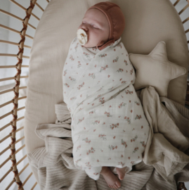 Mushie | Swaddle - pink flower