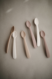 Mushie | Silicone Feeding Spoons - Blush/Shifting Sand