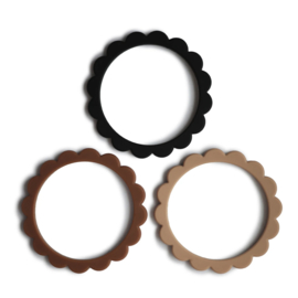 Mushie | Flower Teething Bracelet - flower black/natural/caramel