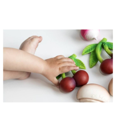 Oli & Carol | Mery the cherry | teether (bath-)toy