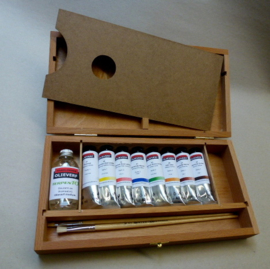 Painter's box with 8 tubes of 40ml Haarlemmer Oil Colour