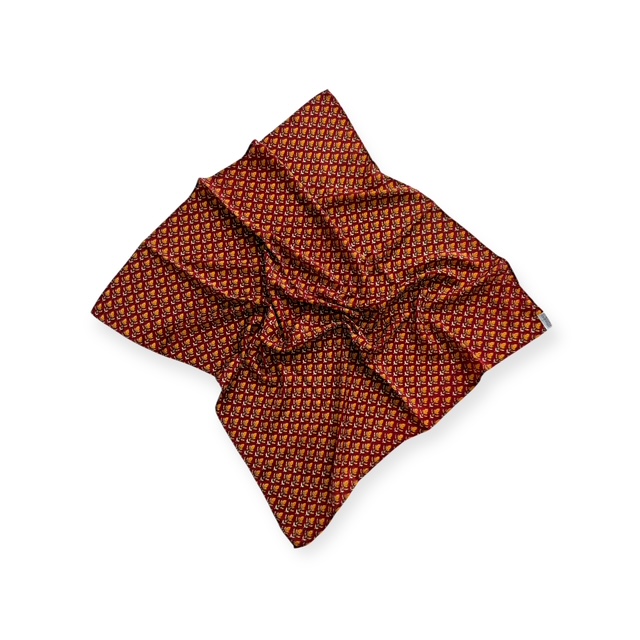 Sari Square 560