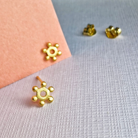 Gold Matt Finish Aztec Sun Stud