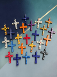 2 x Cross Pendant Kisii steen Assorted Colours