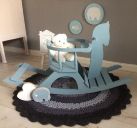 Hop hop hop hobbelpaardje in galop voor Anais