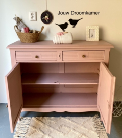 Sierlijke brocante commode Chanel