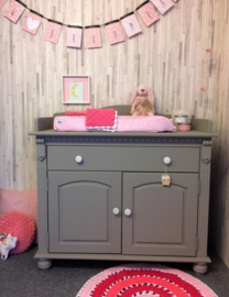 Landelijke commode voor John en Wendy