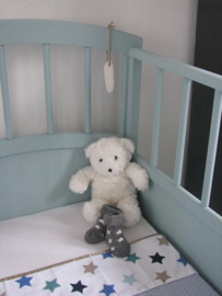 Vintage ledikantje Livia met schuine pootjes