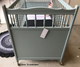 Co-sleeper, ledikantje en peuterbedje Jonah