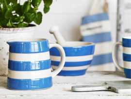 Cornishware Cornishblue schenkkan L  840ml