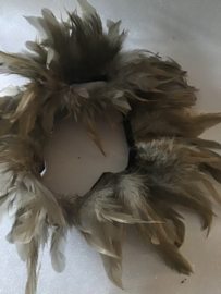 Hanenveren op lint beige