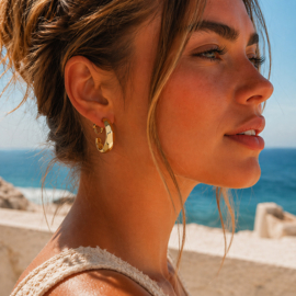 Clipoorbellen bold hoops Ibiza vibe